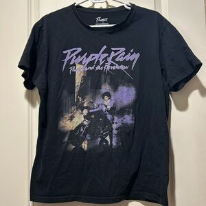 Prince womens Purple Rain Graphic T-Shirt round neck short sleeves size L black